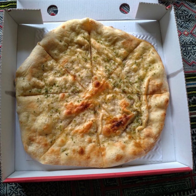 garlic pizza bread